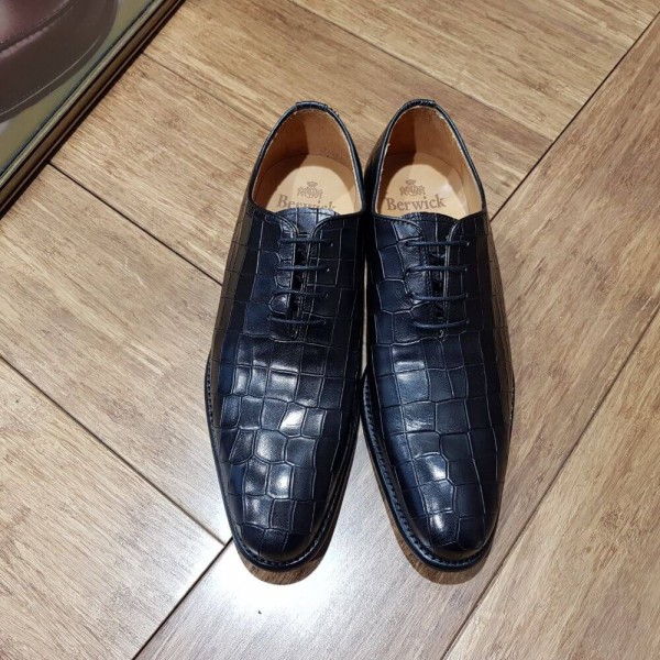 Richelieu Berwick 3407 cuir noir façon crocodile