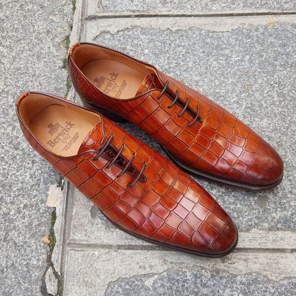 Richelieu Berwick 3407 cuir marron façon crocodile
