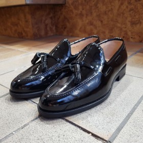 Moccasin with Pompons Center 51 3136 Will black varnished leather