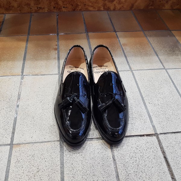 Moccasin with Pompons Center 51 3136 Will black varnished leather