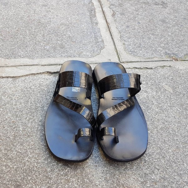 Sandals Zeus 1092 black leather crocodile print finish