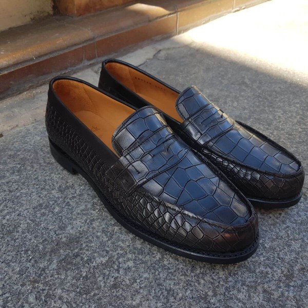 Moccasin shoe Berwick 4456 black leather crocodile print finish