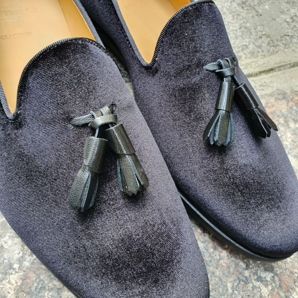 Moccasin shoe with pompons Center 51 Classico Safety black velvet