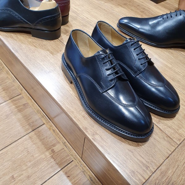 Derby shoe Center 51 4220 Bart black leather