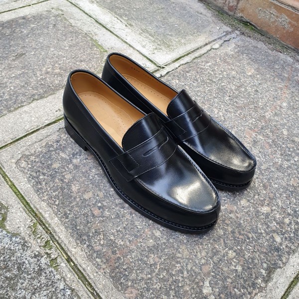 Moccasin Center 51 2906 Dan black leather