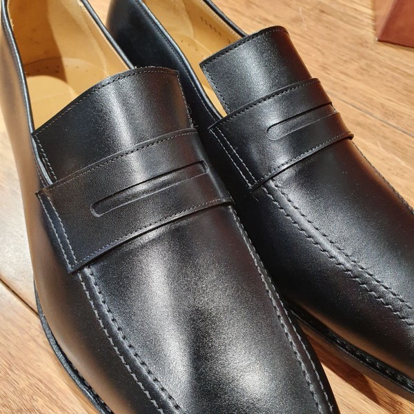 Moccasin Center 51 13854 black leather