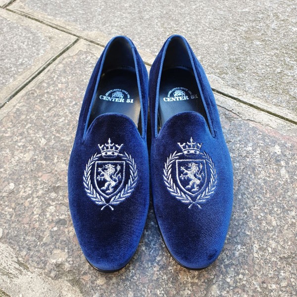 Mocassin brodé slippers sleepers Center 51 crown velours marine
