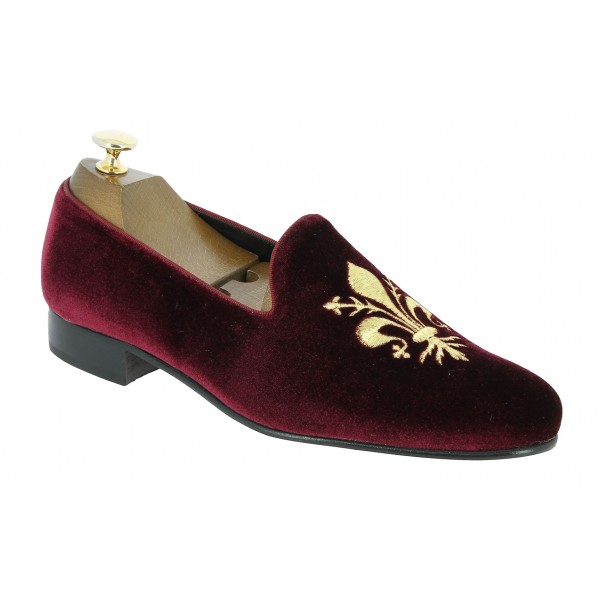 Mocassin brodé slippers sleepers Center 51 Lys velours bordeaux