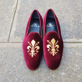 Mocassin brodé slippers sleepers Center 51 Lys velours bordeaux
