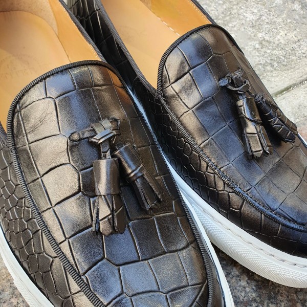 Moccasin with Pompons Sneakers Center 51 Coolest black leather croco print finish