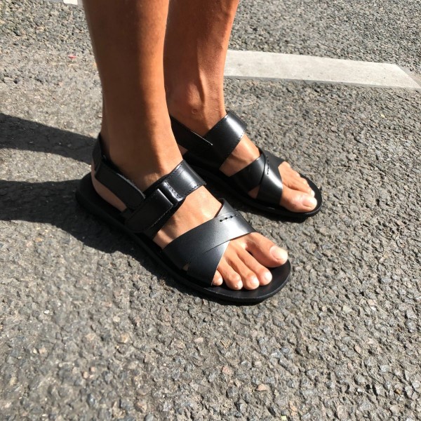 Sandals Zeus 3001 black leather