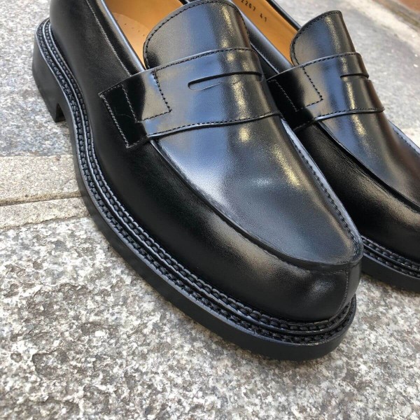 Mocassin triple semelle Center 51 13994 cuir noir