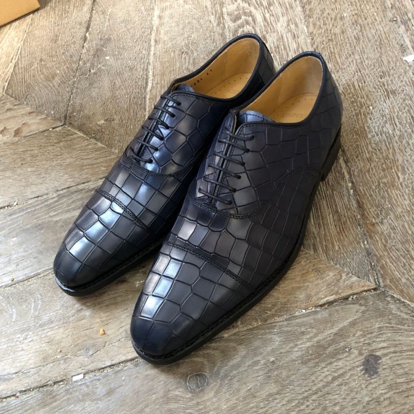 Oxford shoe Center 51 12082 black leather crocodile print finish