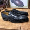Moccasin Center 51 13854 black leather crocodile print finish