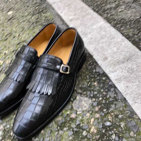 Mocassin à frange Center 51 14096 cuir noir façon crocodile