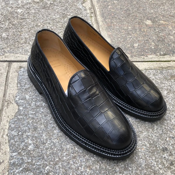 Moccasin Center 51 14101 black leather crocodile print finish