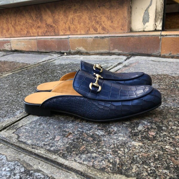 Mule Center 51 cuir marine façon croco